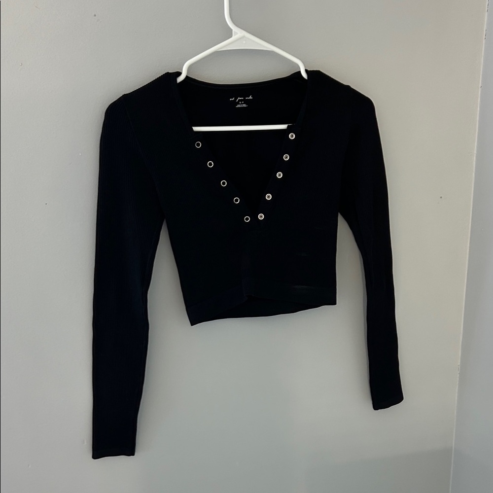 Ribbed Long Sleeve V-Neck Crop Top with Eyelet Detail - Black